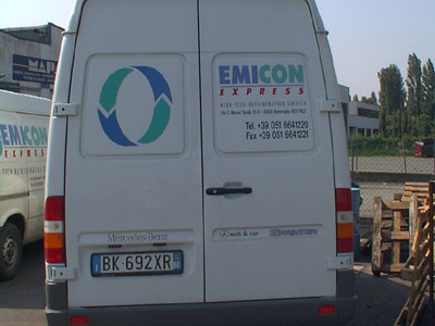 auto01.jpg (39179 byte)
